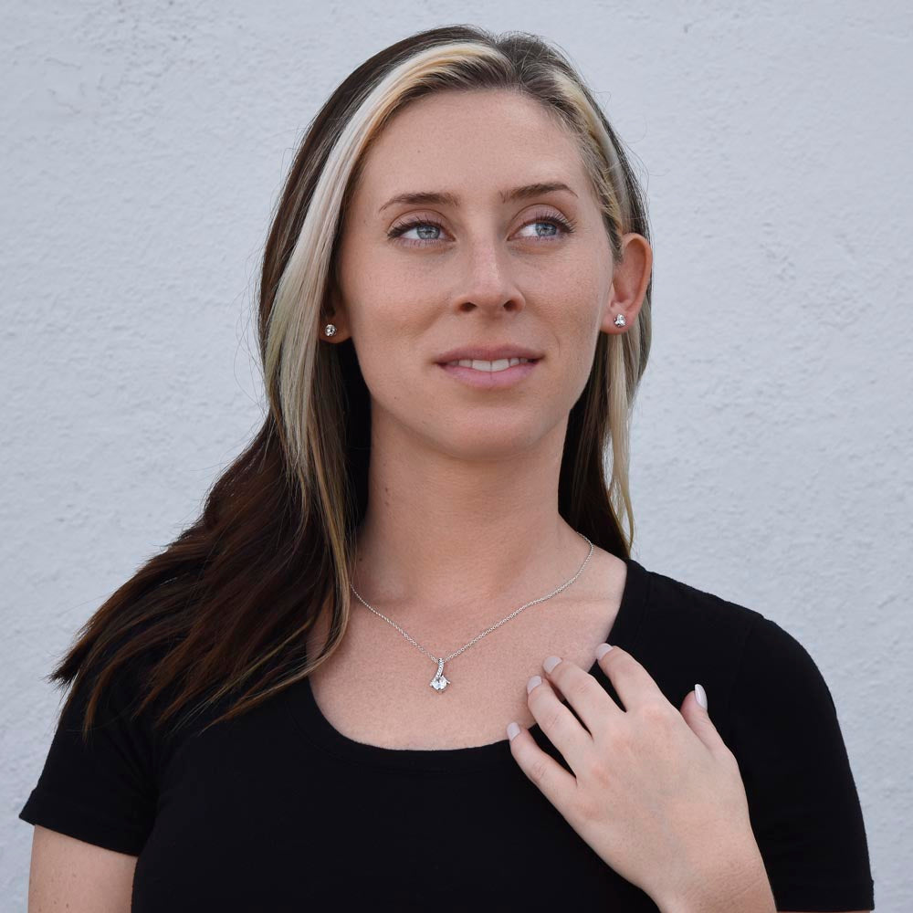 Granddaughter-Exclusive Alluring Beauty  Necklace & CZ Earring Set 135