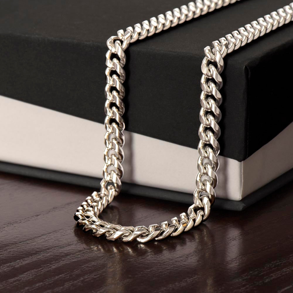 Bold & Timeless β Cuban Link Chain