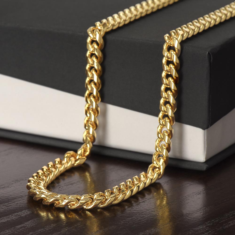 Bold & Timeless β Cuban Link Chain