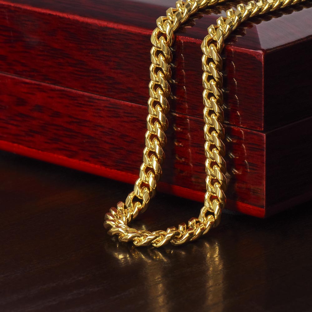 Bold & Timeless β Cuban Link Chain