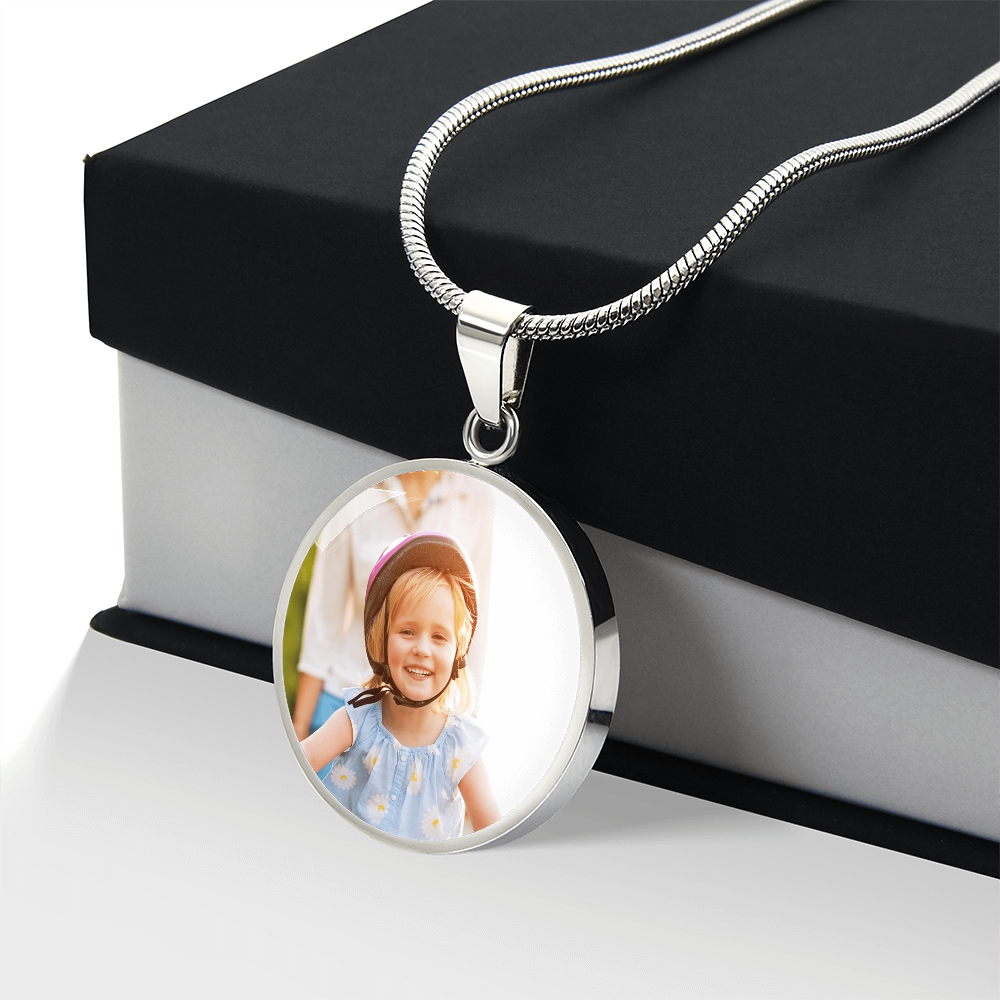 Custom Photo Circle Necklace – Always in My Heart
